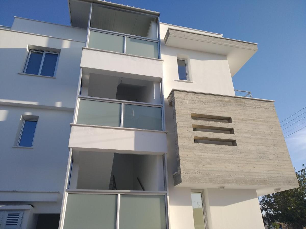 Dream- Downtown-Studios Пафос Экстерьер фото